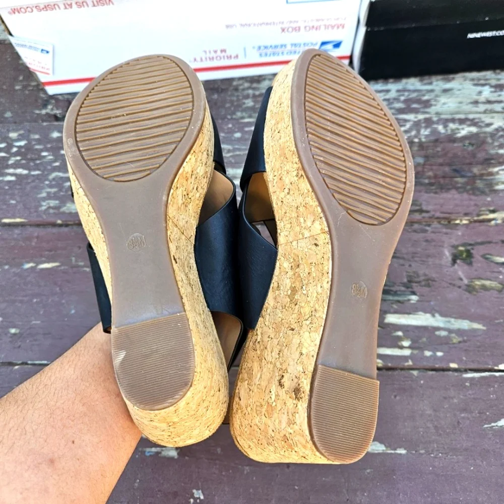 Cushionaire Women's Platform Sandals Size 8.5 - Picture 16 of 16